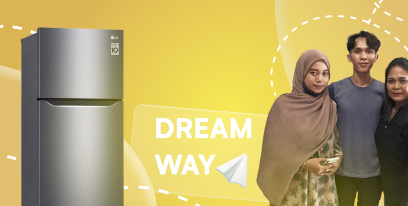 Trader Delights His Mother and Wife With Presents | Dreamway