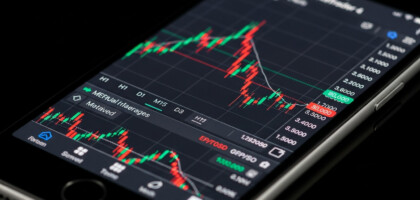 A Comprehensive Guide to Using MetaTrader 4 on iPhone